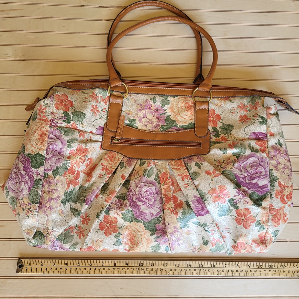 Bueno Floral Weekender Bag with Tan Handles